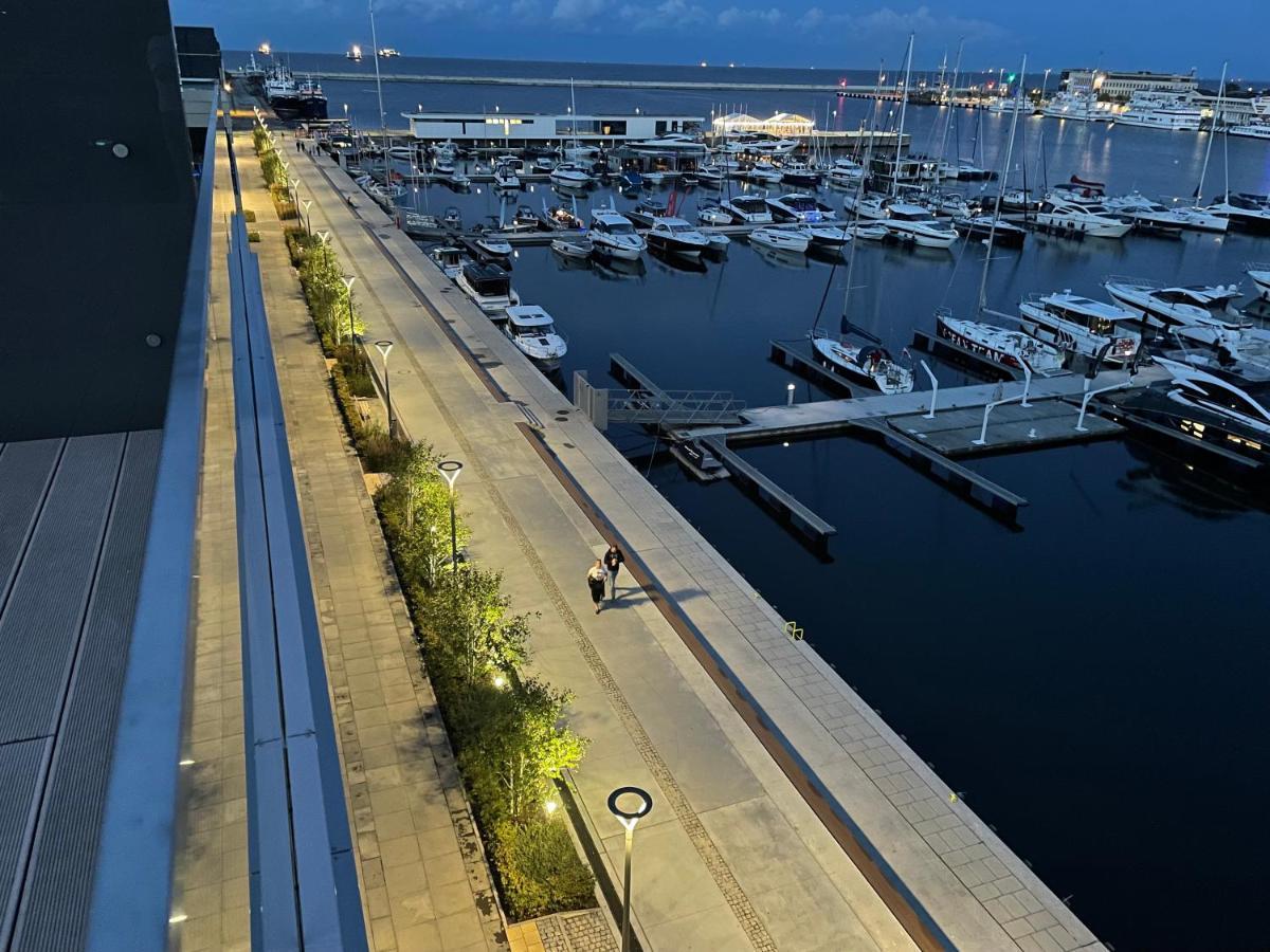 Apartament Faltom 26 Yacht Park Z Tarasem Гдиня Екстериор снимка