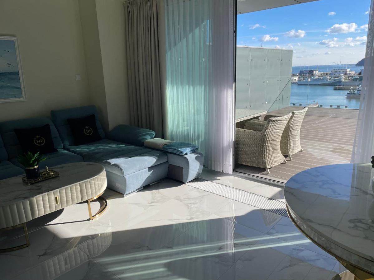 Apartament Faltom 26 Yacht Park Z Tarasem Гдиня Екстериор снимка