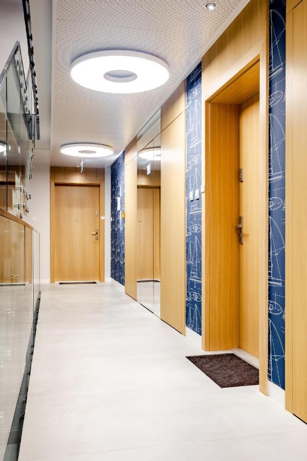 Apartament Faltom 26 Yacht Park Z Tarasem Гдиня Екстериор снимка