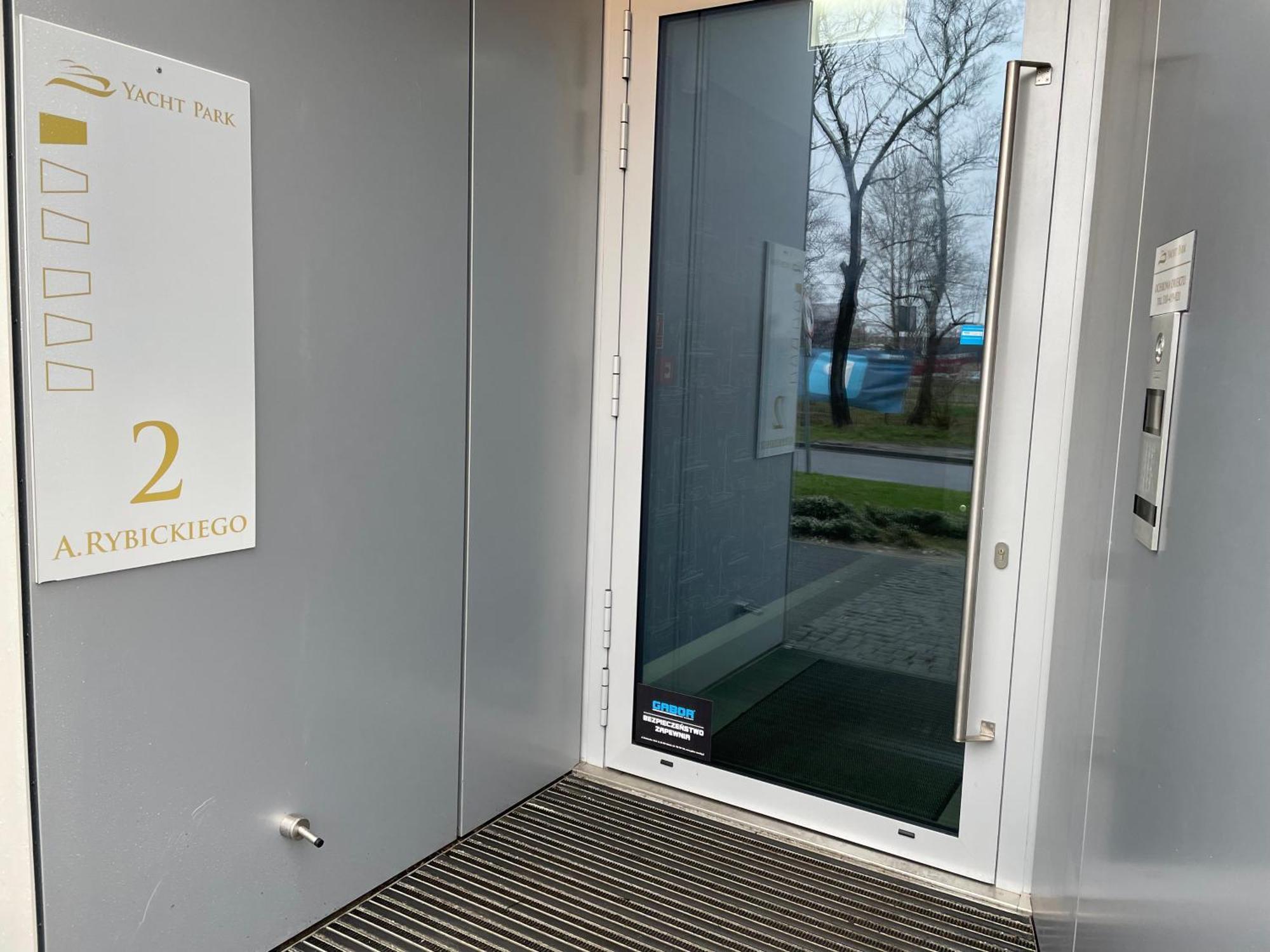Apartament Faltom 26 Yacht Park Z Tarasem Гдиня Екстериор снимка