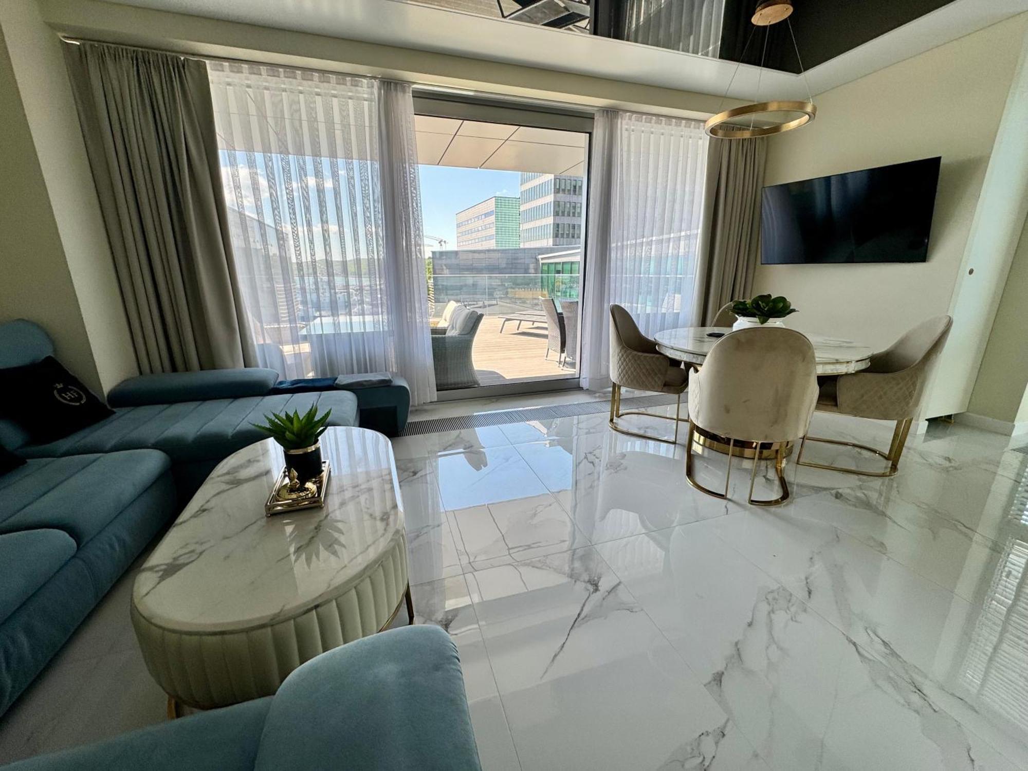 Apartament Faltom 26 Yacht Park Z Tarasem Гдиня Екстериор снимка