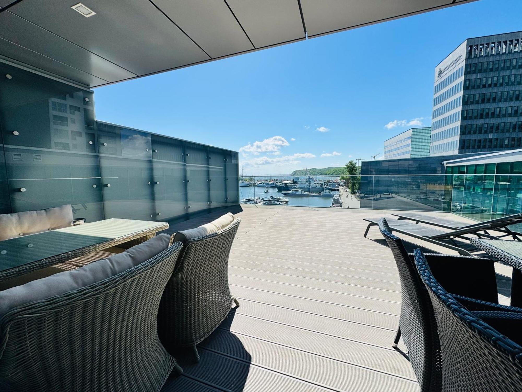 Apartament Faltom 26 Yacht Park Z Tarasem Гдиня Екстериор снимка
